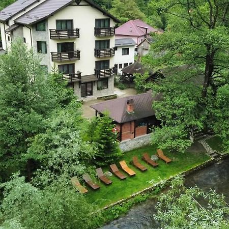 Hotel Casa Valea Cernei Isverna Exterior foto